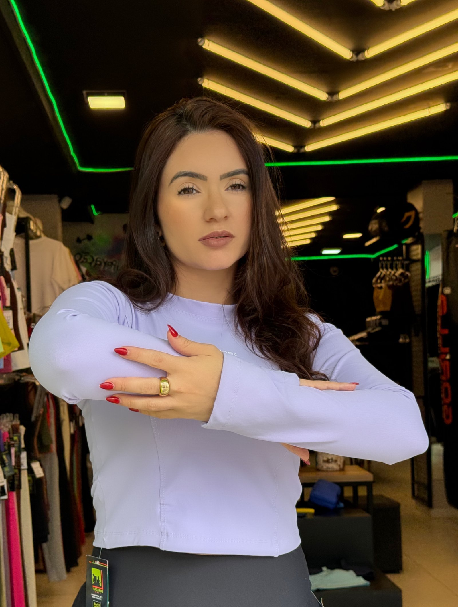 CROPPD SEAL MANGA LONGA