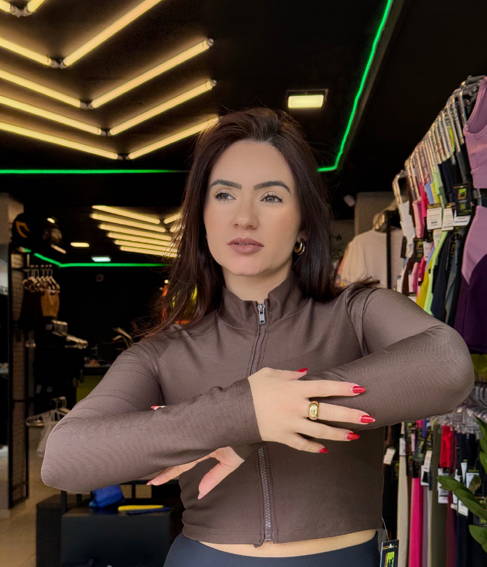 CROPPD CNL GLOW LONG - Imagem 4