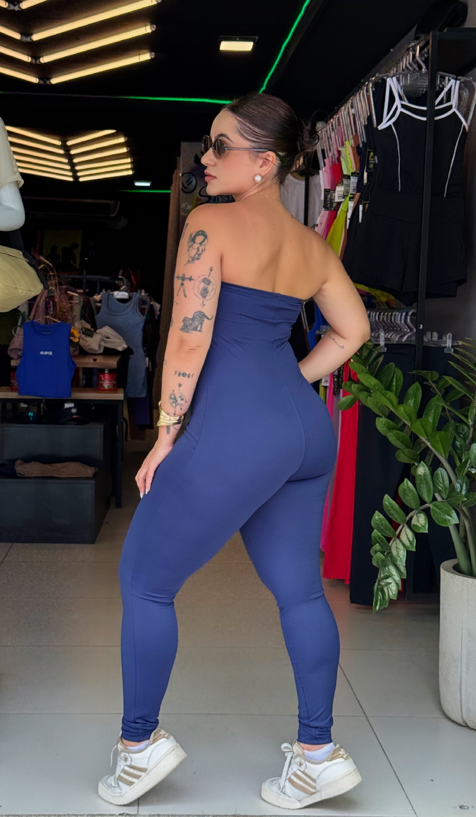 MACACÃO TOMARA QUE CAIA - Imagem 2